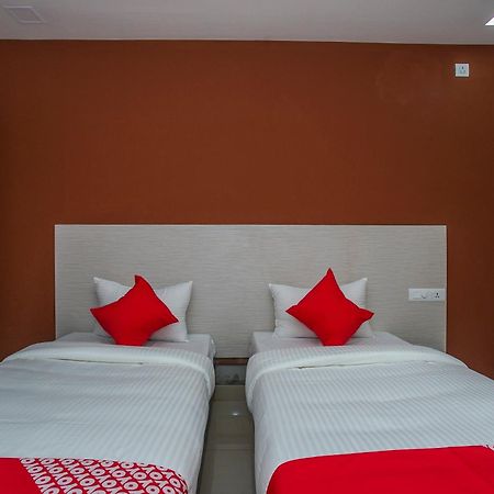 Hotel O Varcity Phi Premium Pavilion ,Above Hdfc Bank ,Near Anjaneya Temple Madiwala, Hosur Main R Bangalore Exterior photo