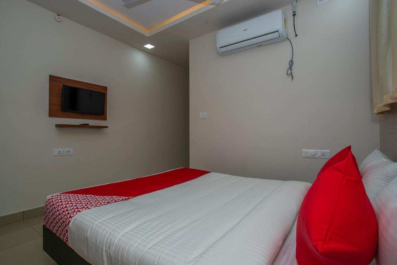 Hotel O Varcity Phi Premium Pavilion ,Above Hdfc Bank ,Near Anjaneya Temple Madiwala, Hosur Main R Bangalore Exterior photo
