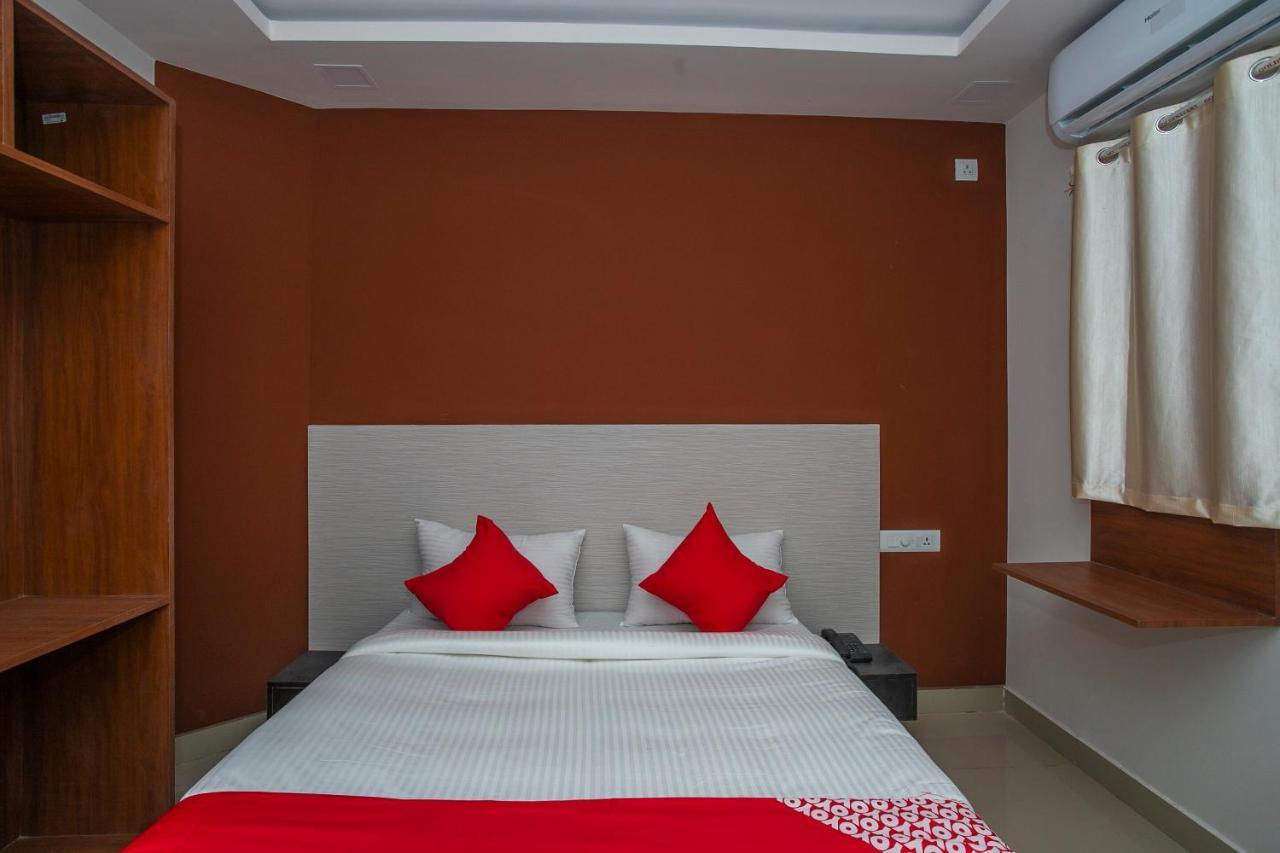 Hotel O Varcity Phi Premium Pavilion ,Above Hdfc Bank ,Near Anjaneya Temple Madiwala, Hosur Main R Bangalore Exterior photo